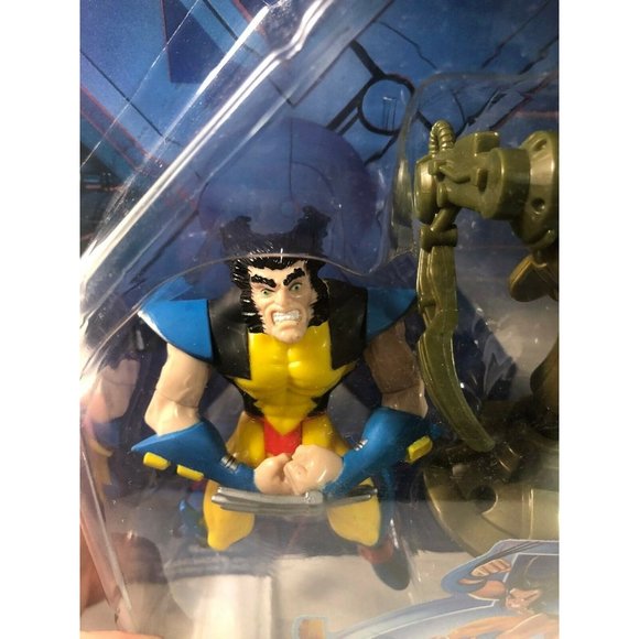 1997 TOYBIZ MARVEL X-MEN CLASICS ROBOT FIGHTERS WOLVERINE 5" ACTION FIGURE MOC - Picture 2 of 3
